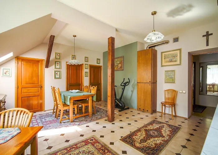 Painter'S House